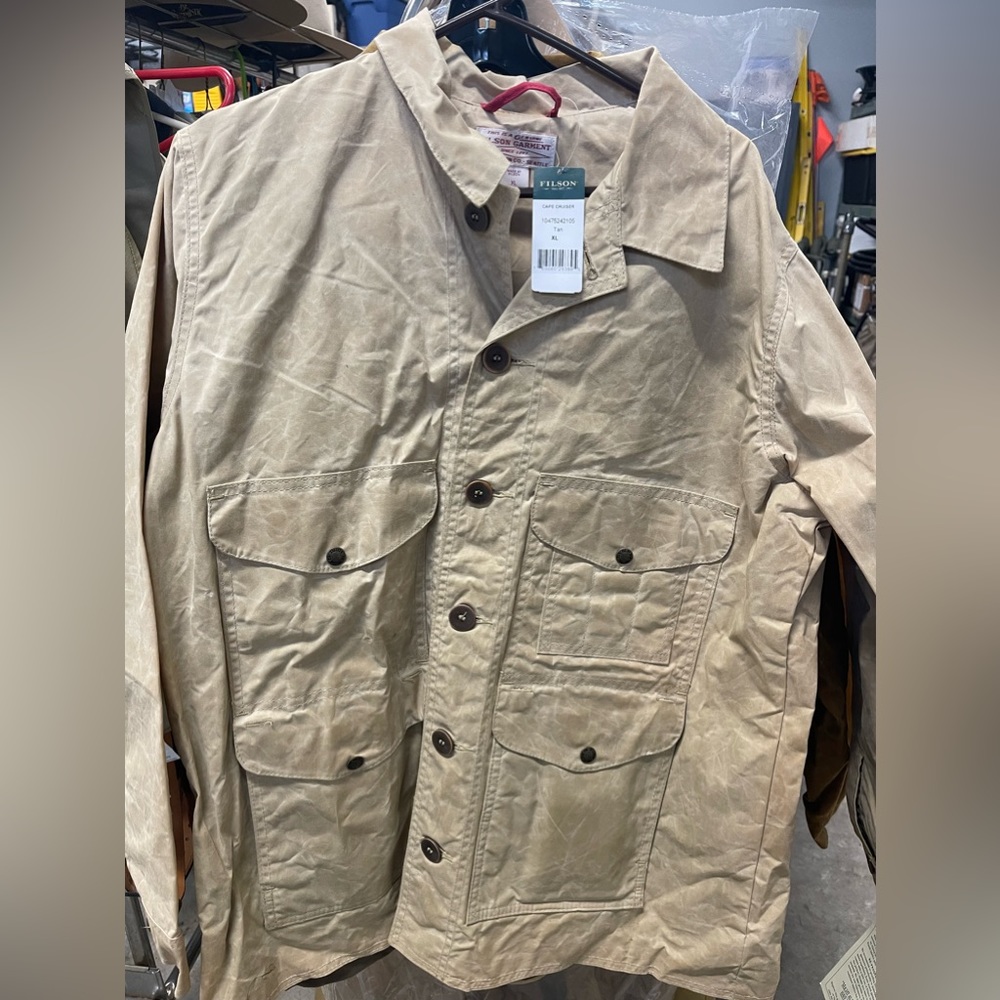 Filson cape cruiser jacket in tan size XL